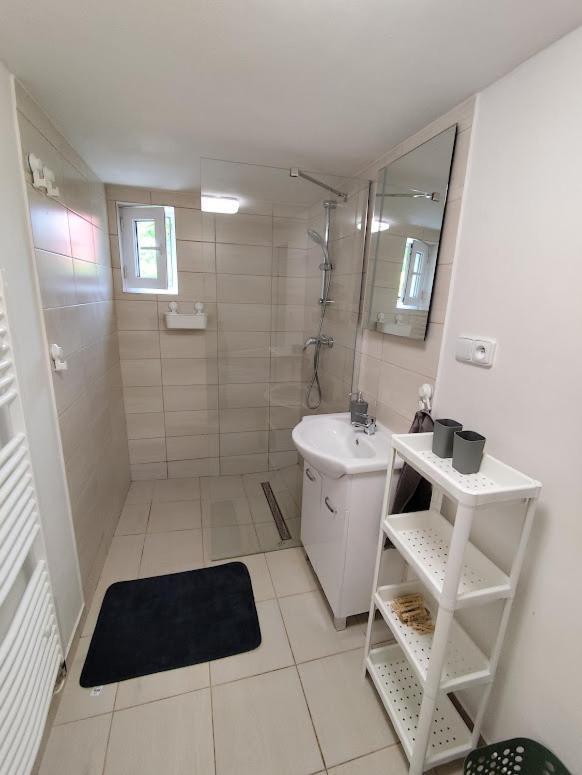 Apartman Terezka Jilove Экстерьер фото